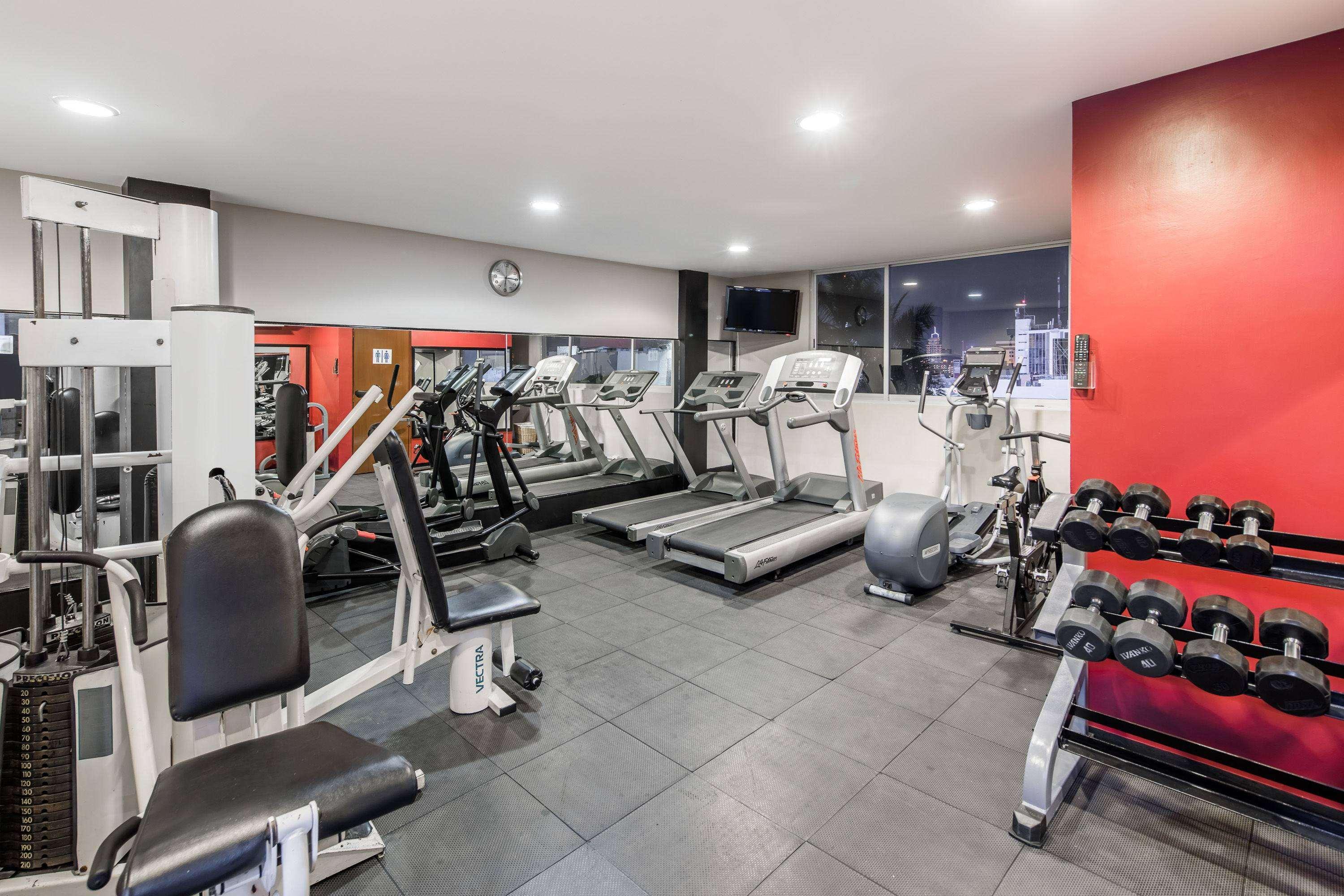 Wyndham Executivo Culiacán Exteriör bild