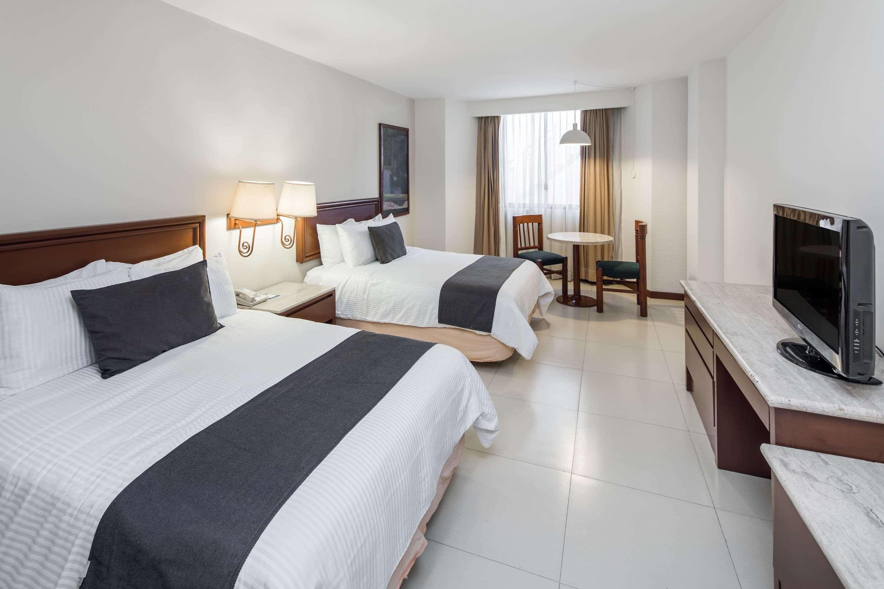 Wyndham Executivo Culiacán Exteriör bild