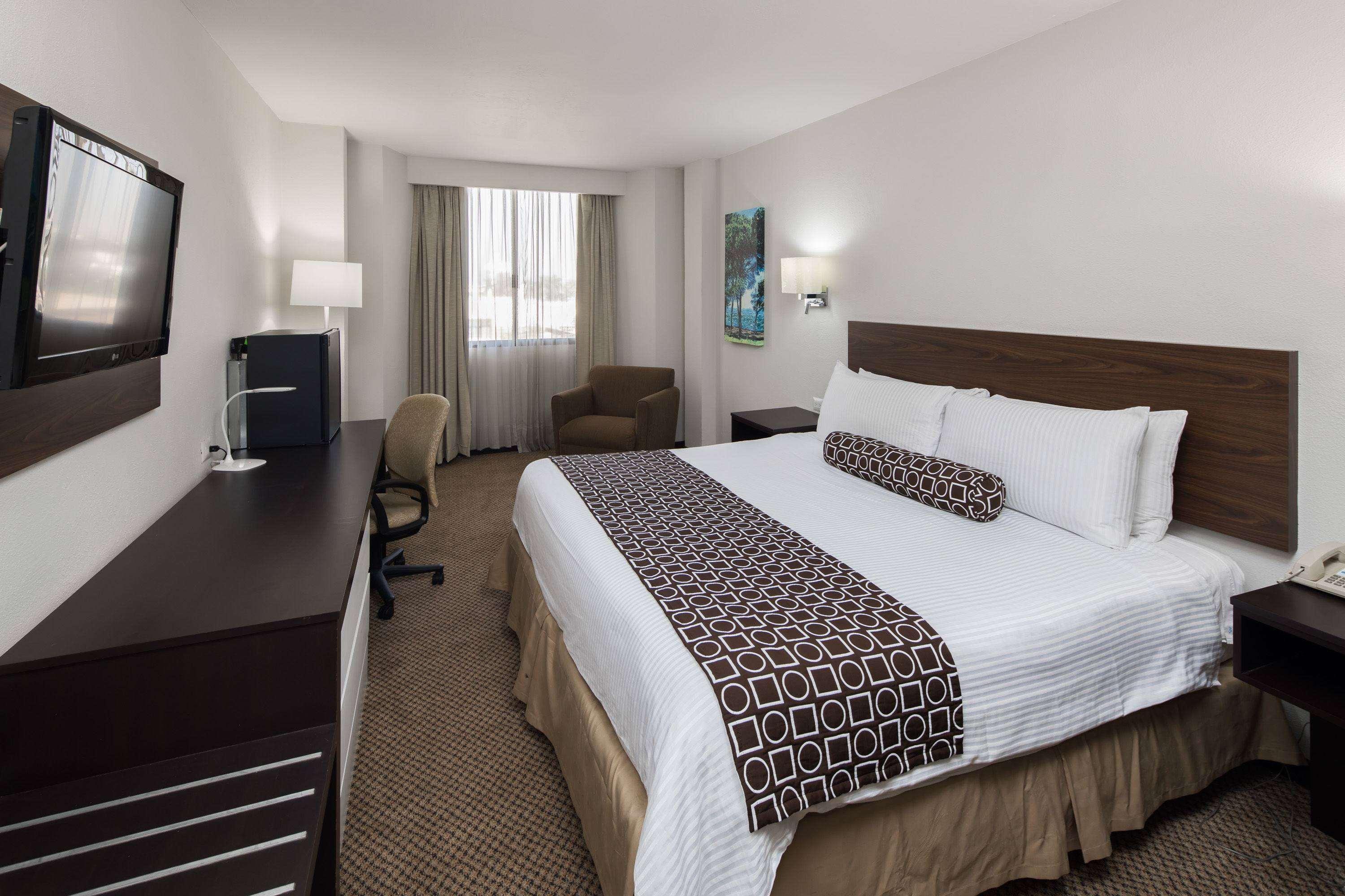 Wyndham Executivo Culiacán Exteriör bild