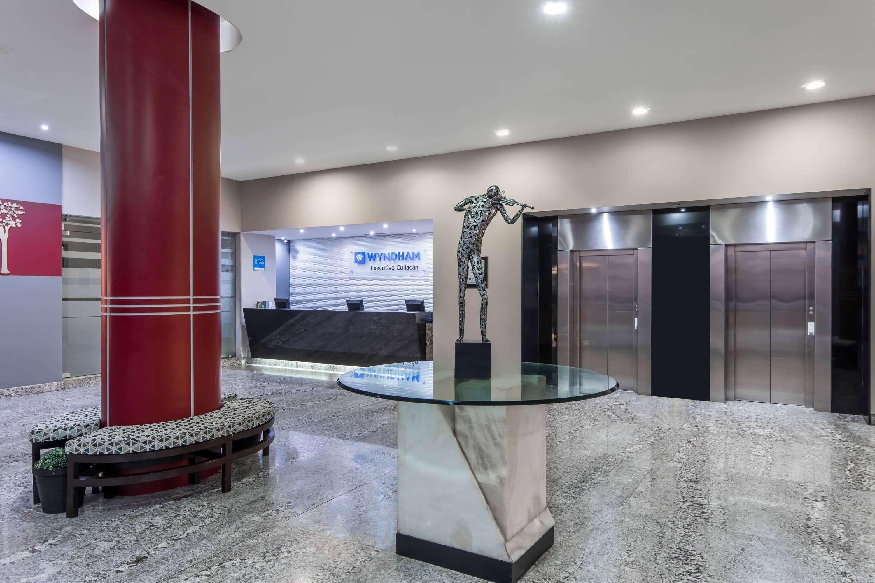 Wyndham Executivo Culiacán Exteriör bild