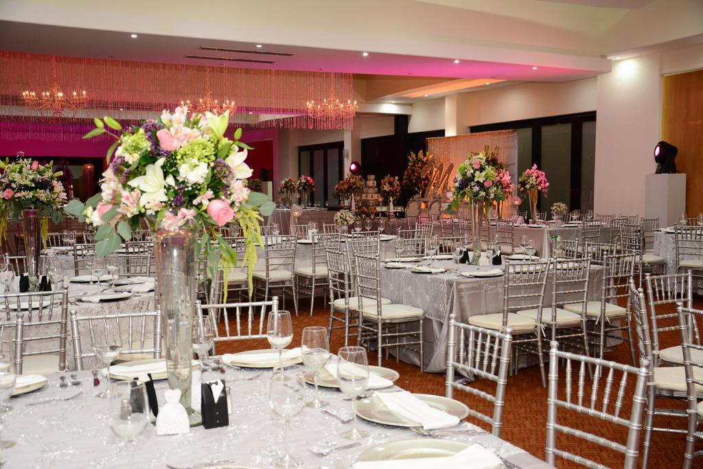 Wyndham Executivo Culiacán Exteriör bild