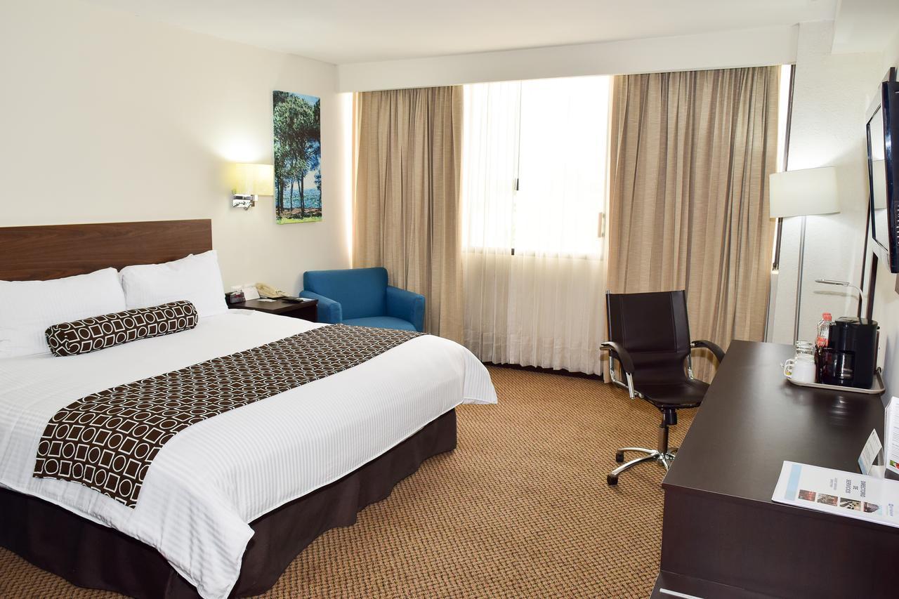 Wyndham Executivo Culiacán Exteriör bild