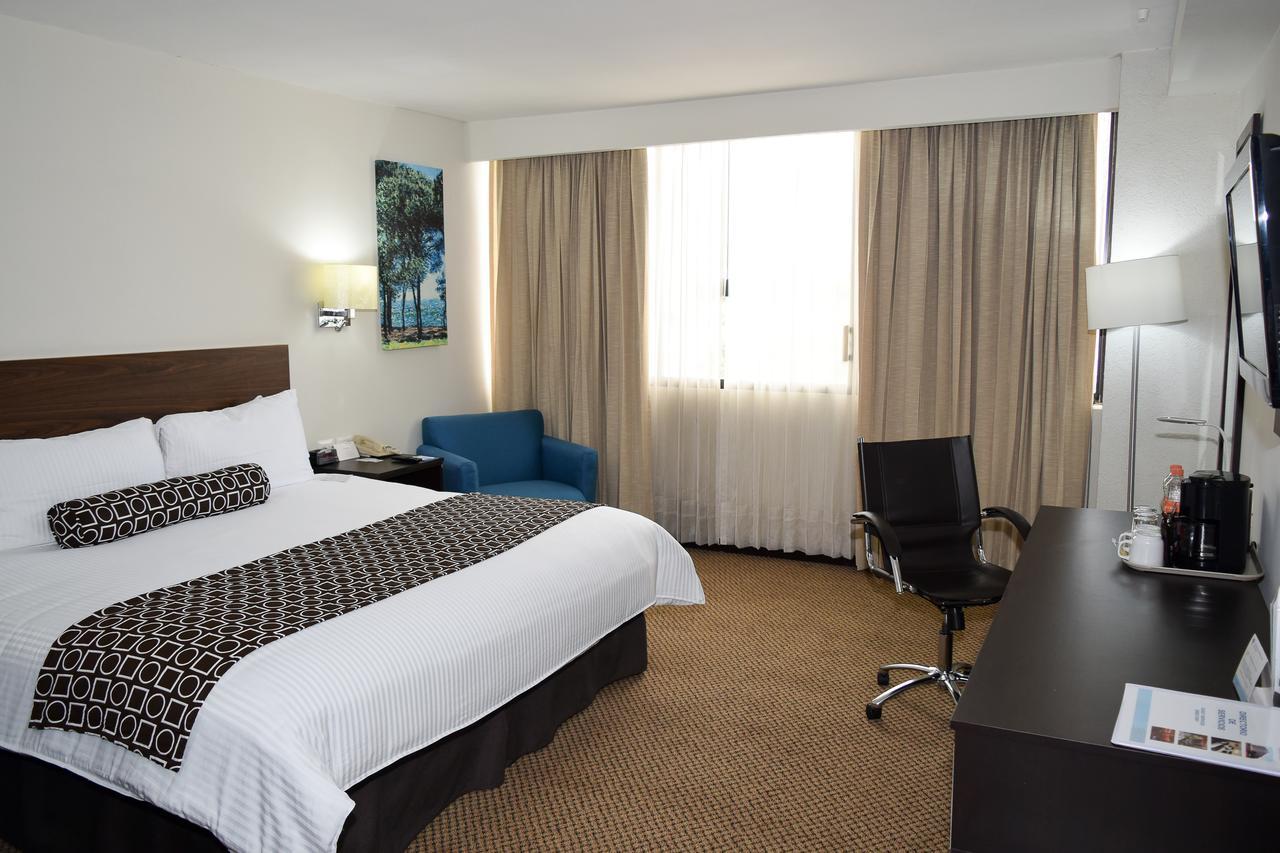 Wyndham Executivo Culiacán Exteriör bild