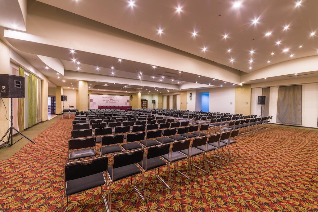Wyndham Executivo Culiacán Exteriör bild